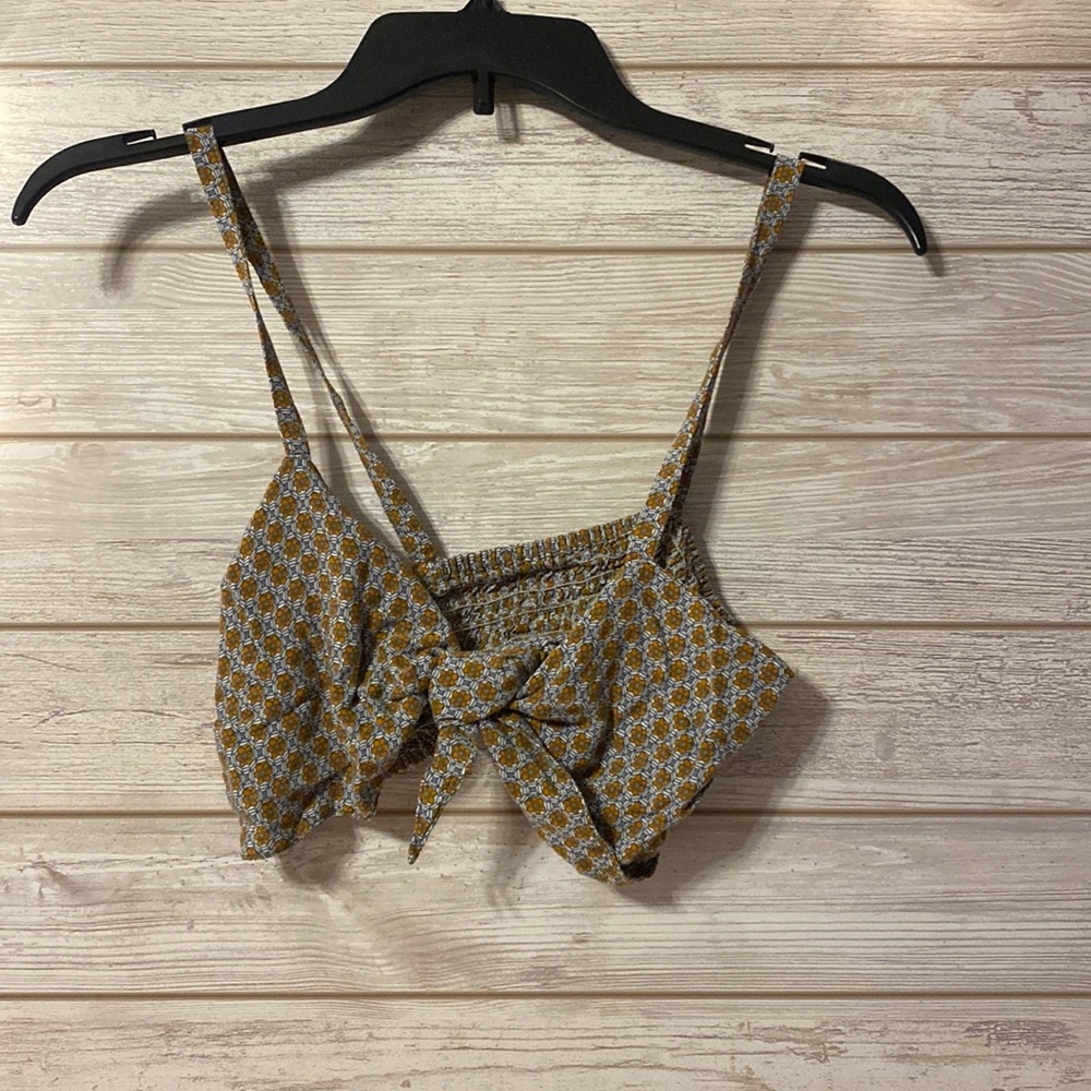 Flowered tie up crop top